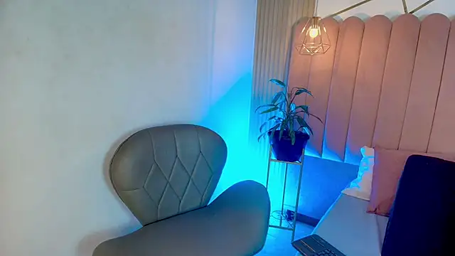 RILLEY ALLEN online show from September 15, 7:32 pm