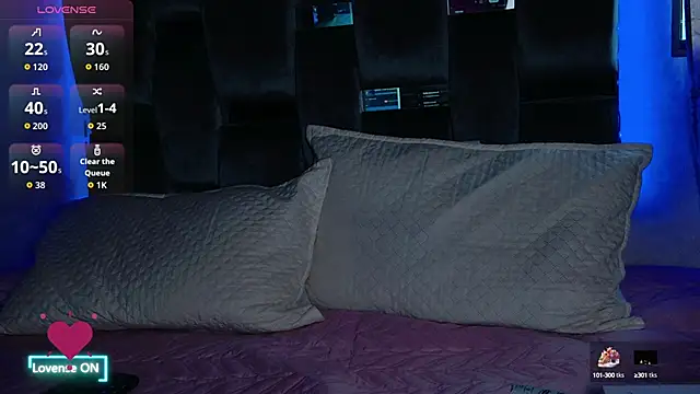 Luna sophya online show from October 6, 12:11 pm