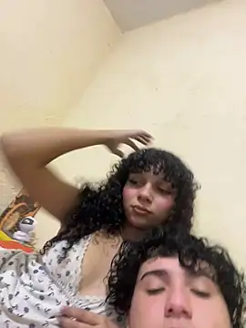 Casal-foda braba online show from May 16, 1:52 am
