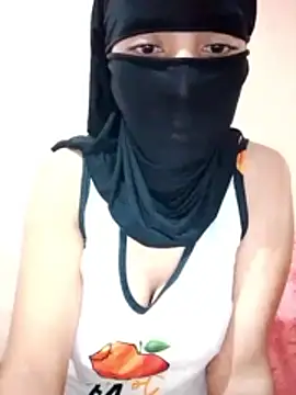 salma14 online show from January 18, 12:07 am