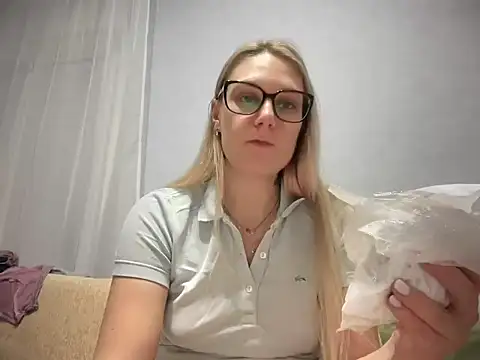 NikexPretty online show from November 3, 3:27 pm