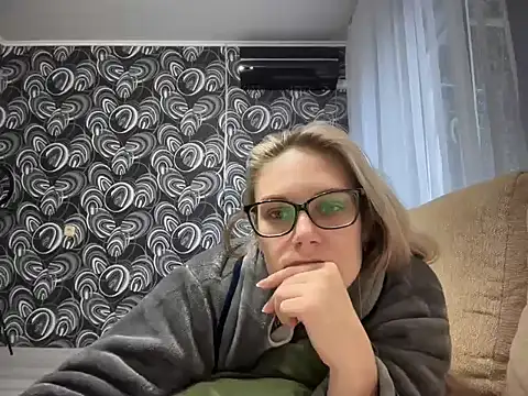 NikexPretty online show from November 16, 1:33 pm