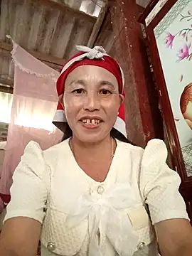 me-cute online show from October 7, 1:43 am