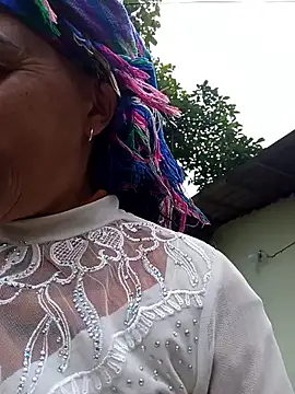 me-cute online show from January 8, 1:53 am