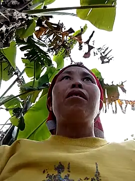 me-cute online show from December 3, 4:59 am