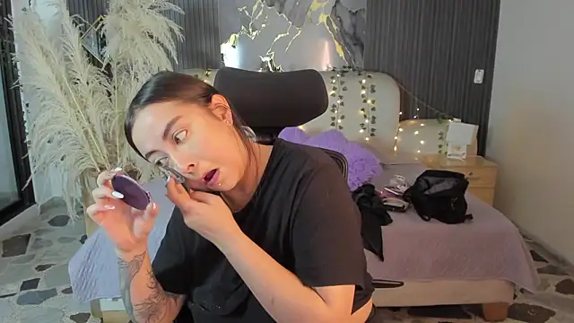 SarahCastro1  online show from February 20, 4:22 am