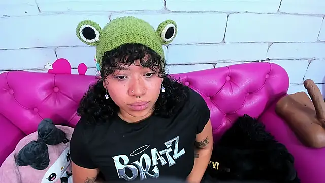 SafiroAgataaa online show from October 6, 8:02 pm