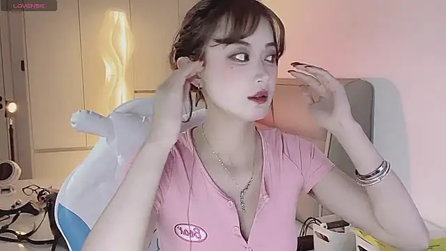 Naiyi-babe online show from February 28, 1:10 pm