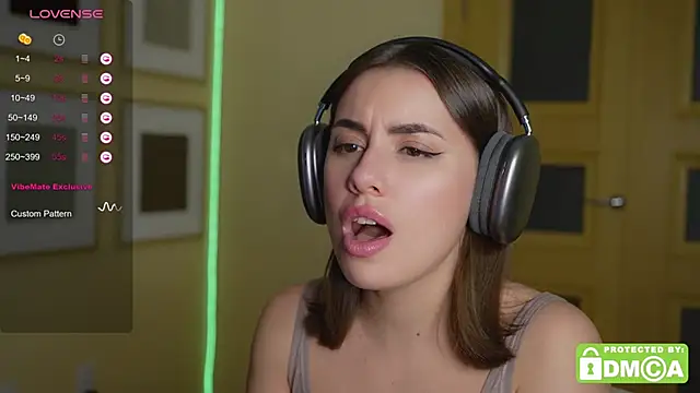 KateCarrey online show from September 12, 4:14 pm