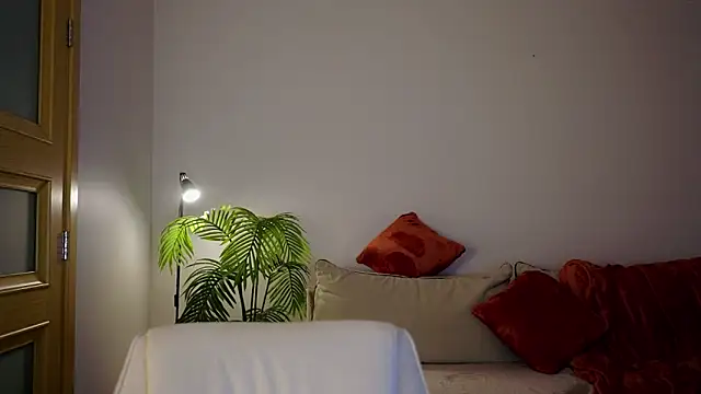 KateCarrey online show from April 9, 2:55 pm