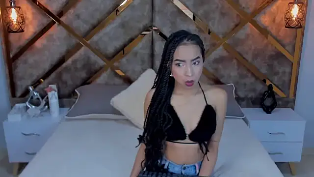 Lucia jane online show from April 15, 8:42 pm