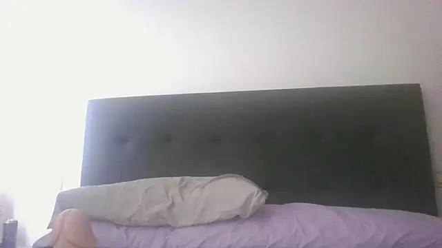 canariamorbosa online show from September 23, 2:37 pm