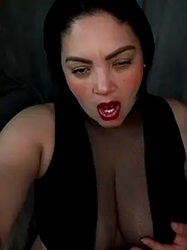 tiffany Johnson1 online show from March 10, 3:10 am