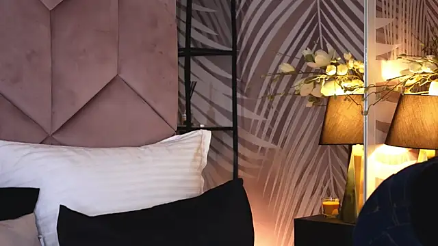 EvaRhea online show from November 17, 4:02 am