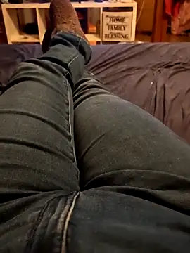 Horny mummy online show from December 2, 5:26 pm