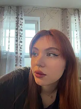 LunaMillie online show from March 5, 11:39 am