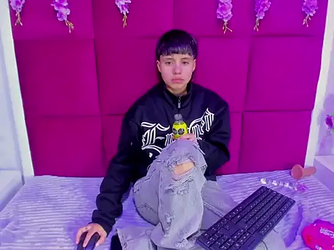 Bruno Cruzz online show from September 24, 3:16 am