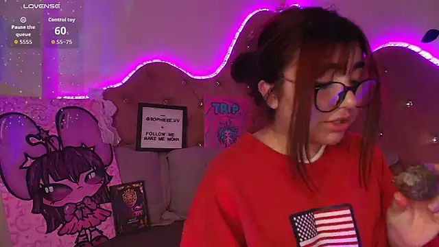 sophiievv online show from November 15, 10:55 pm