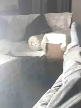 annawilson100792 online show from January 5, 10:57 pm