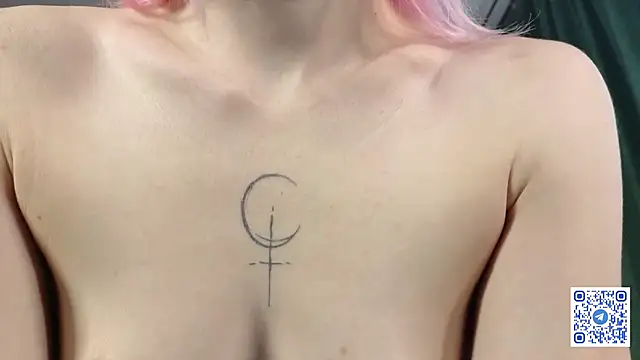 JuliannaWenger online show from February 28, 8:36 am