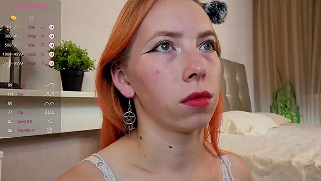 JuliannaWenger online show from September 20, 5:00 pm