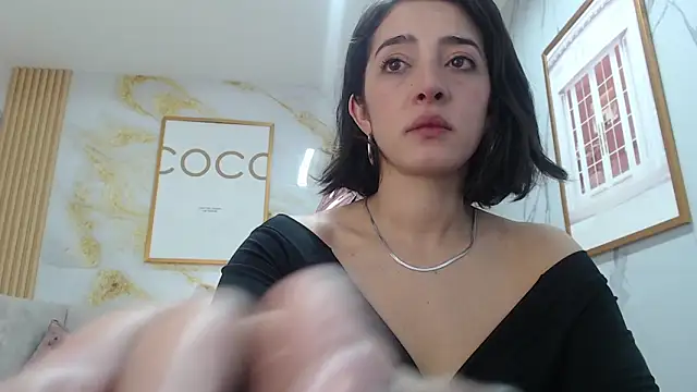 sara lopez s online show from September 25, 2:05 pm