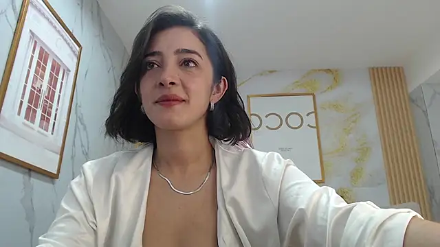 sara lopez s online show from September 22, 1:42 pm