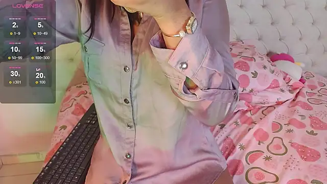 kiity horny  online show from March 28, 11:32 am