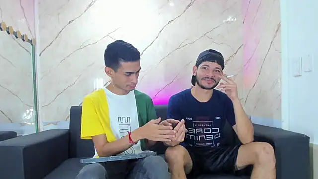 Golldens Dreamss online show from September 19, 4:11 am