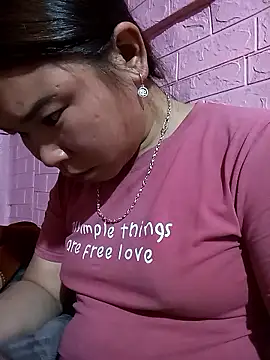 may-squirl online show from January 14, 1:38 pm