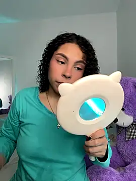 ViolettaMiller  online show from October 8, 3:11 am