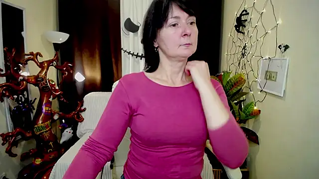 VivianGuchih online show from October 11, 6:07 am