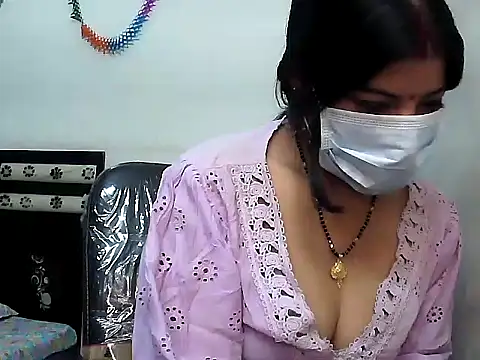 Lalita thakur online show from November 5, 3:28 pm