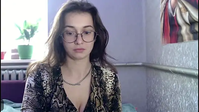 HotAnna2004 online show from October 25, 1:19 pm