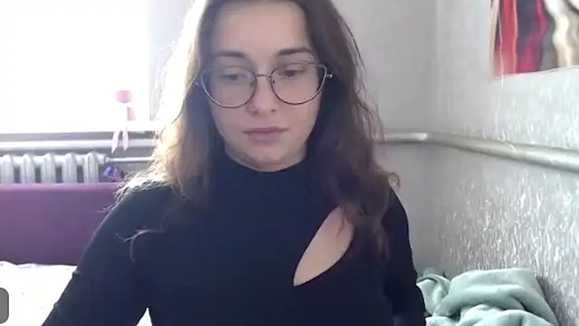 HotAnna2004 online show from September 21, 10:58 am