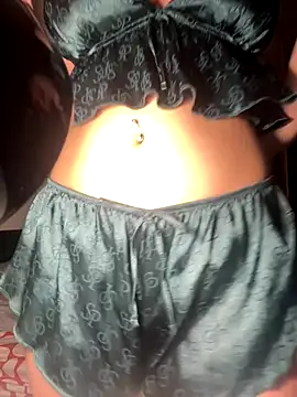 Alexandracatana35 online show from October 14, 3:42 am