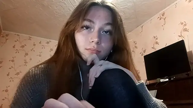 Sophiecuttie online show from September 12, 6:48 pm