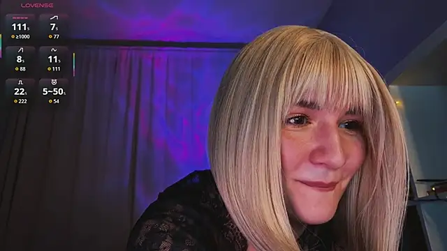 LunaXLoverx online show from November 25, 2:08 pm