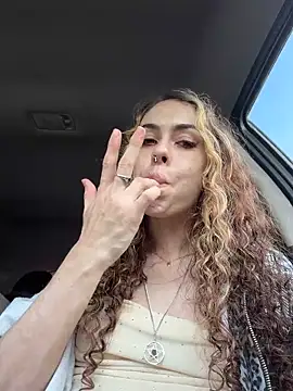 aurorasparkles online show from March 5, 12:39 am