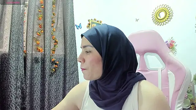 dalila kemur online show from April 17, 9:50 pm