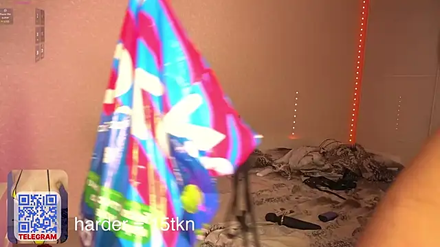 star fucks online show from April 15, 7:58 pm