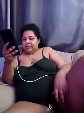 xlatinastar online show from September 20, 6:06 pm