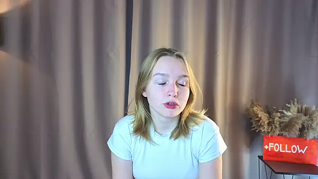 VinnieSerrano online show from September 13, 2:03 pm