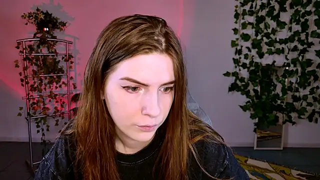 AliceCUNTach online show from September 14, 5:05 am