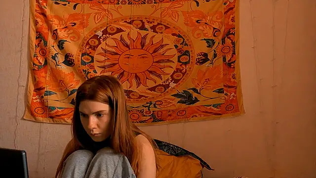 AliceCUNTach online show from April 1, 1:41 pm