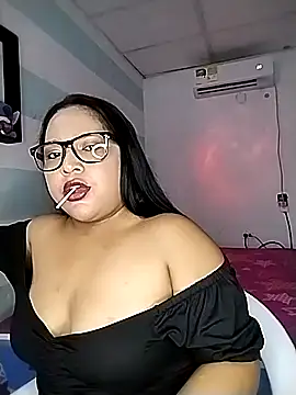 Angelly ricura online show from October 6, 2:23 pm