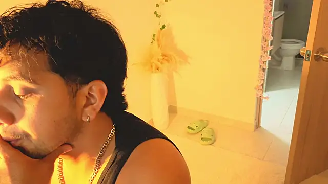 0ne 0f 0ne online show from October 22, 12:48 am