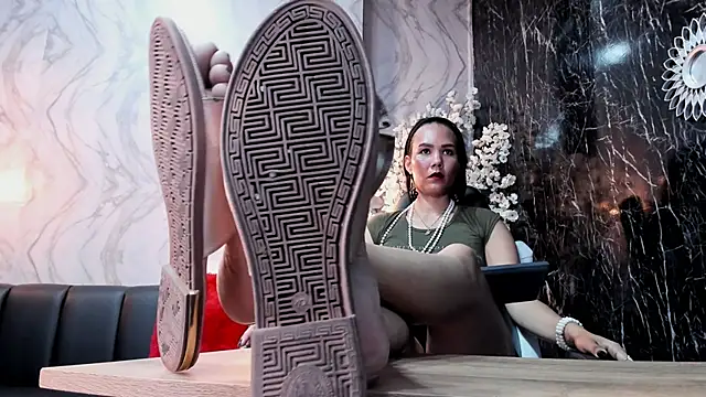 Nicollemillf online show from November 15, 9:16 pm