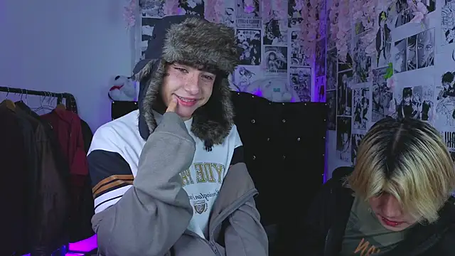 Vamps Lovers online show from September 20, 1:42 pm