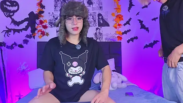 Vamps Lovers online show from October 29, 1:15 pm